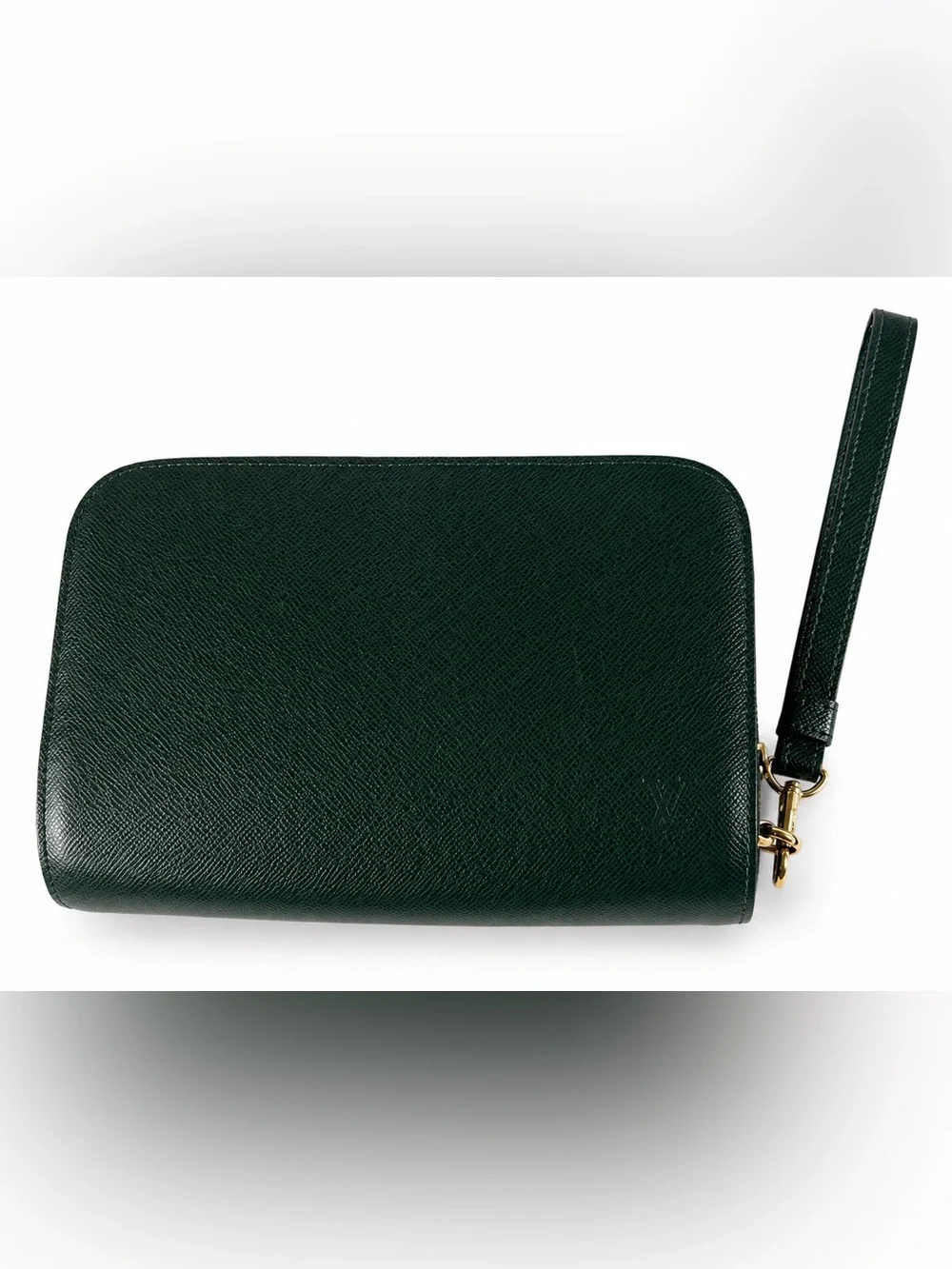 Louis Vuitton Baikal Pochette Epicea Green Taiga Leather Wristlet Clutch